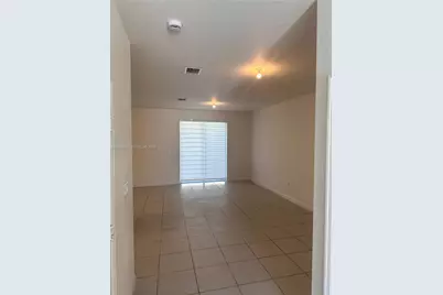 623 SE 13th St Cir, Homestead, FL 33034 - Photo 3