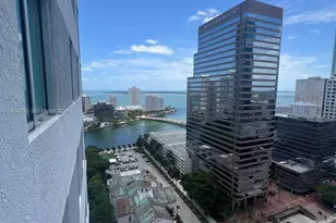 500 Brickell Ave, Miami, FL 33131 - Photo 11