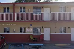 10805 SW 86th St, Miami, FL 33173 - Photo 1
