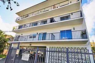 1960 Marseille Dr, Miami Beach, FL 33141 - Photo 1