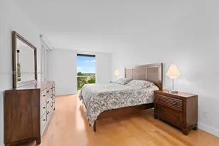 21055 Yacht Club Dr, Aventura, FL 33180 - Photo 21