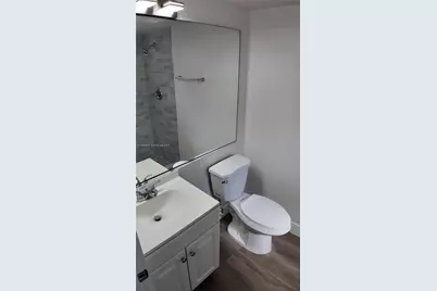 5400 W 21st Ct #104, Hialeah, FL 33016 - Photo 17