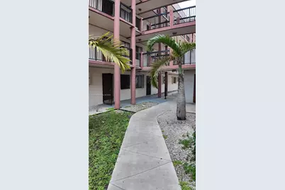 5400 W 21st Ct #104, Hialeah, FL 33016 - Photo 23