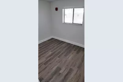 5400 W 21st Ct #104, Hialeah, FL 33016 - Photo 13