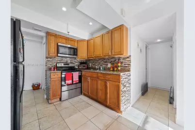 10641 SW 108th Ave #2E, Miami, FL 33176 - Photo 7