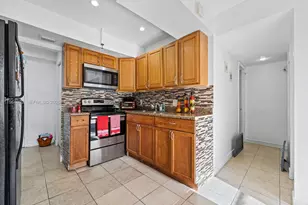 10641 SW 108th Ave, Miami, FL 33176 - Photo 7