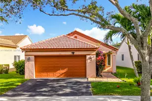 1536 Presidio Dr, Weston, FL 33327 - Photo 3