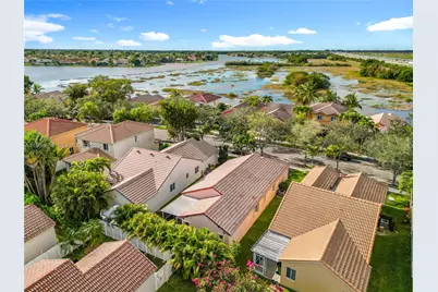 1536 Presidio Dr, Weston, FL 33327 - Photo 49