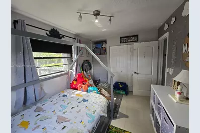 10951 SW 65th St, Miami, FL 33173 - Photo 11