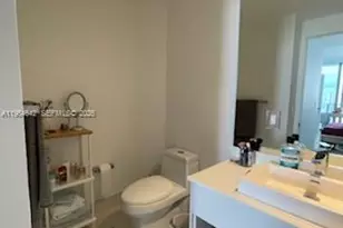 45 SW 9th St, Miami, FL 33130 - Photo 7