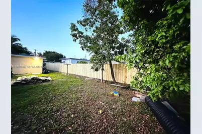 326 NW 96th Street #1, Miami, FL 33150 - Photo 23