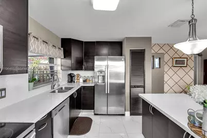 8253 NW 192nd Ter, Hialeah, FL 33015 - Photo 13