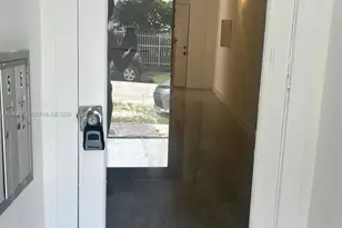 842 Himmarshee St, Fort Lauderdale, FL 33312 - Photo 25