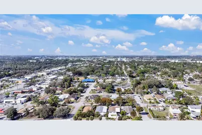 16895 NE 4th Pl, North Miami Beach, FL 33162 - Photo 21
