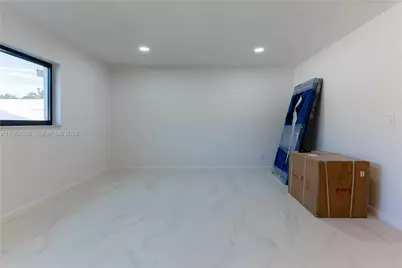 2415 NE 35th Dr, Fort Lauderdale, FL 33308 - Photo 33