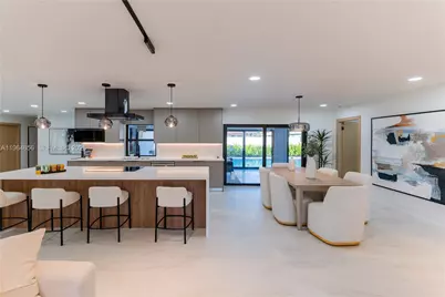 2415 NE 35th Dr, Fort Lauderdale, FL 33308 - Photo 13