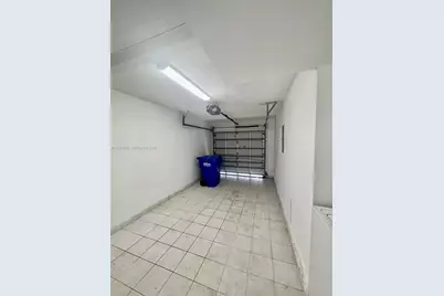 922 NW 106th Ave Cir #922, Miami, FL 33172 - Photo 21