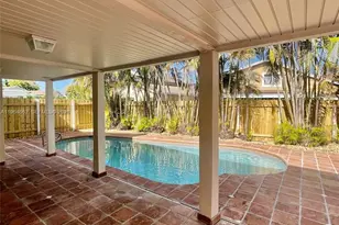 922 NW 106th Ave Cir, Miami, FL 33172 - Photo 19