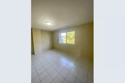 922 NW 106th Ave Cir #922, Miami, FL 33172 - Photo 23