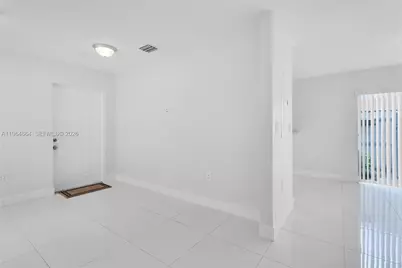3175 NW 43rd St, Miami, FL 33142 - Photo 11