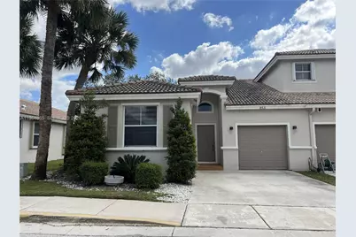 853 NW 131st Ave, Pembroke Pines, FL 33028 - Photo 1