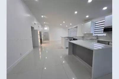 853 NW 131st Ave, Pembroke Pines, FL 33028 - Photo 9