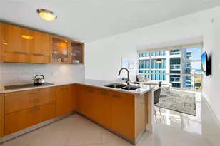 6801 Collins Ave, Miami Beach, FL 33141 - Photo 9