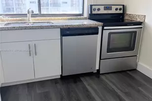 16919 N Bay Rd, Sunny Isles Beach, FL 33160 - Photo 7