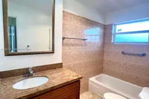 1425 Atlantic Shores Blvd, Hallandale Beach, FL 33009 - Photo 13