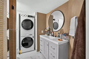 1000 Island Blvd, Aventura, FL 33160 - Photo 31