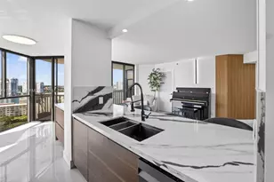 1000 Island Blvd, Aventura, FL 33160 - Photo 9