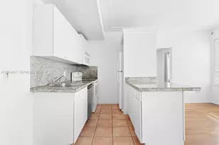 1027 Pennsylvania Ave, Miami Beach, FL 33139 - Photo 5