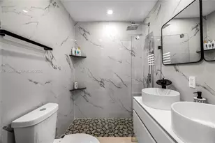 285 NW 45th St, Miami, FL 33127 - Photo 23