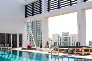 151 SE 1st St, Miami, FL 33131 - Photo 11