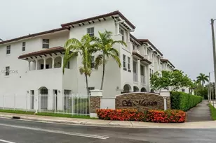 8760 NW 97th Ave, Doral, FL 33178 - Photo 13