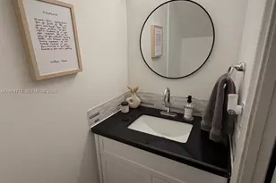 868 NW 81st Way, Plantation, FL 33324 - Photo 7