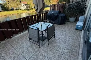 868 NW 81st Way, Plantation, FL 33324 - Photo 9