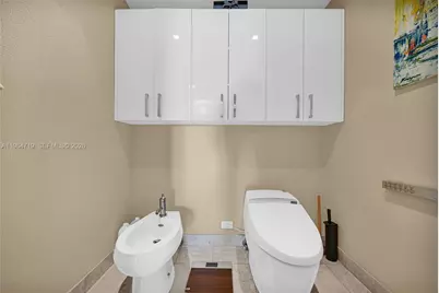 1331 Brickell Bay Dr #3607, Miami, FL 33131 - Photo 21