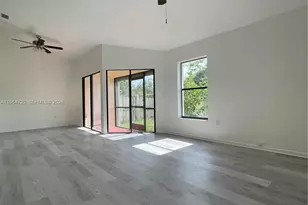 1210 San Remo Cir, Homestead, FL 33035 - Photo 5