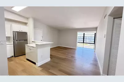 9705 Hammocks Blvd #201, Miami, FL 33196 - Photo 5