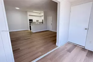 9705 Hammocks Blvd, Miami, FL 33196 - Photo 11