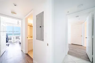 6301 Collins Ave #2802, Miami Beach, FL 33141 - Photo 11