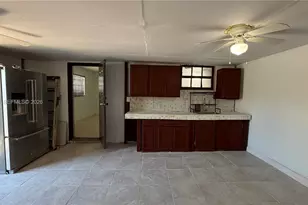 16005 SW 107th Ct, Miami, FL 33157 - Photo 5