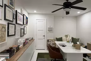 15896 Kilmarnock Dr, Miami Lakes, FL 33014 - Photo 23