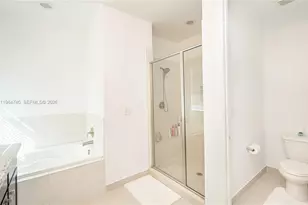 11660 SW 13th Ct, Pembroke Pines, FL 33025 - Photo 43