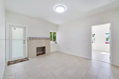 1139 NW 37th St, Miami, FL 33127 - Photo 5
