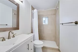 1139 NW 37th St, Miami, FL 33127 - Photo 15