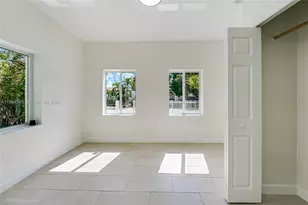 1139 NW 37th St, Miami, FL 33127 - Photo 13