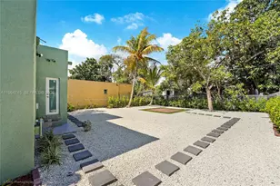 1139 NW 37th St, Miami, FL 33127 - Photo 21