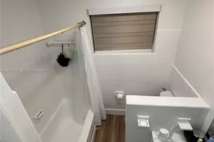 225 Pocatella St, Miami Springs, FL 33166 - Photo 13